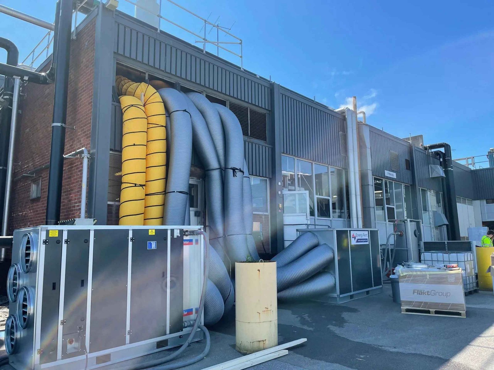 Emergency Rental Chiller Solutions for Businesses in UAE