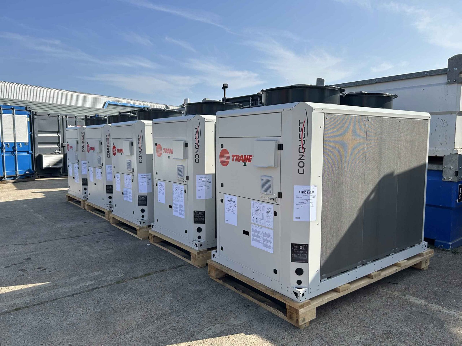 How to Choose the Right Temporary Chiller for Construction